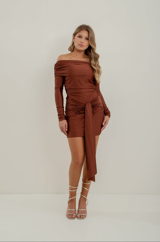 Vestido Ombro a ombro Manga Longa